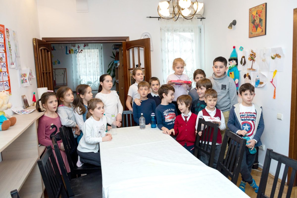 Copiii ocrotiţi de Sfântul Haralambie 138773