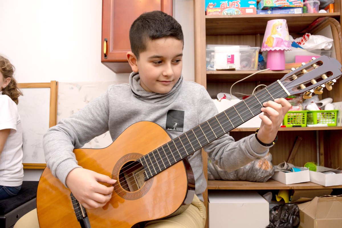 Copiii ocrotiţi de Sfântul Haralambie 138778