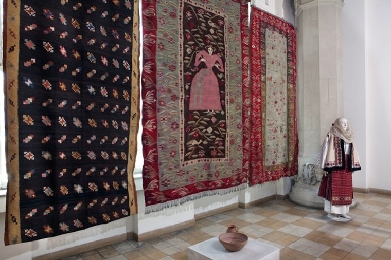 Expoziția permanentă a MNȚR ar putea fi reconstituită  până la sfârșitul acestui an 138826