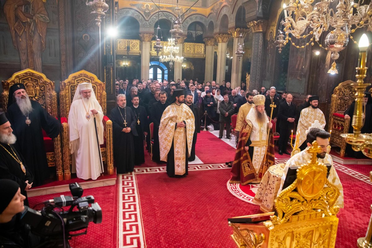 Şedinţa anuală a Adunării Naţionale Bisericeşti la Palatul Patriarhiei 139096