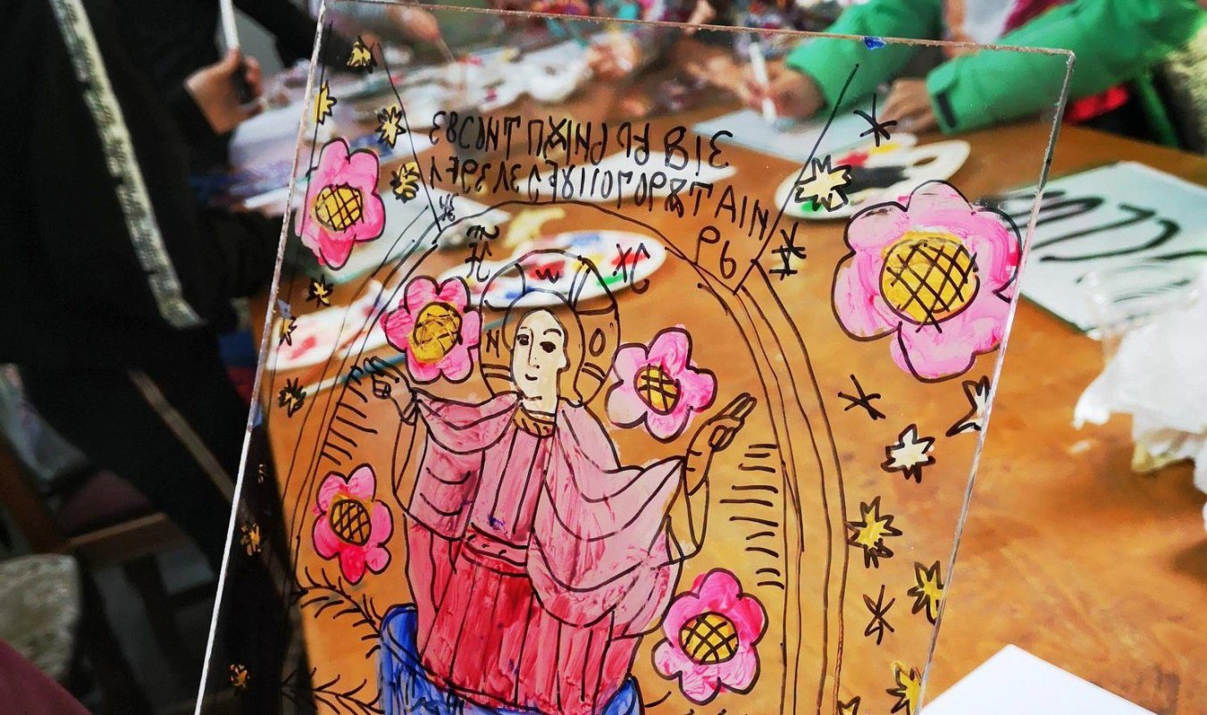 Activităţi cu copii şi tineri la parohia clujeană „Adormirea Maicii Domnului” 139118