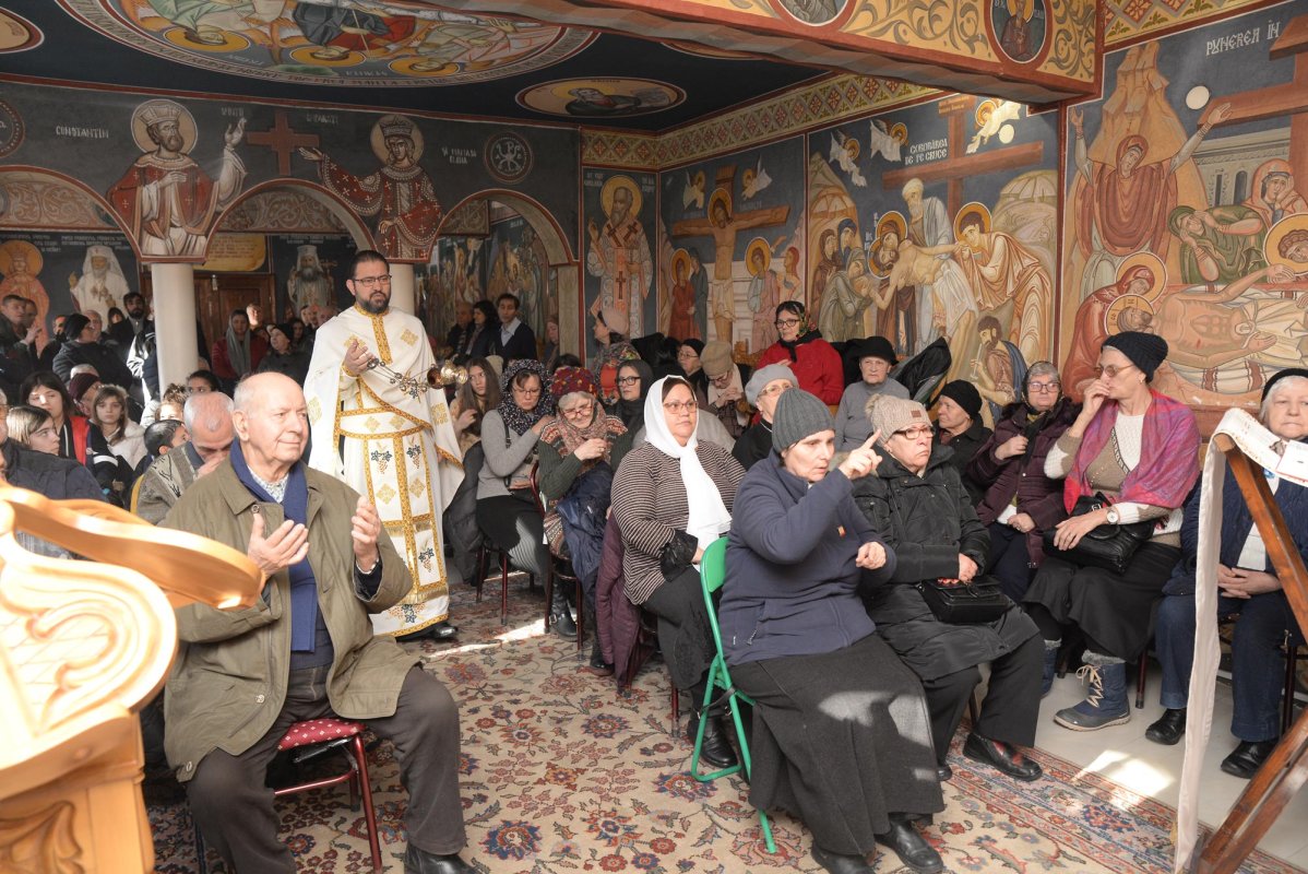 Hramul comunității ortodoxe a surzilor din Capitală 139066