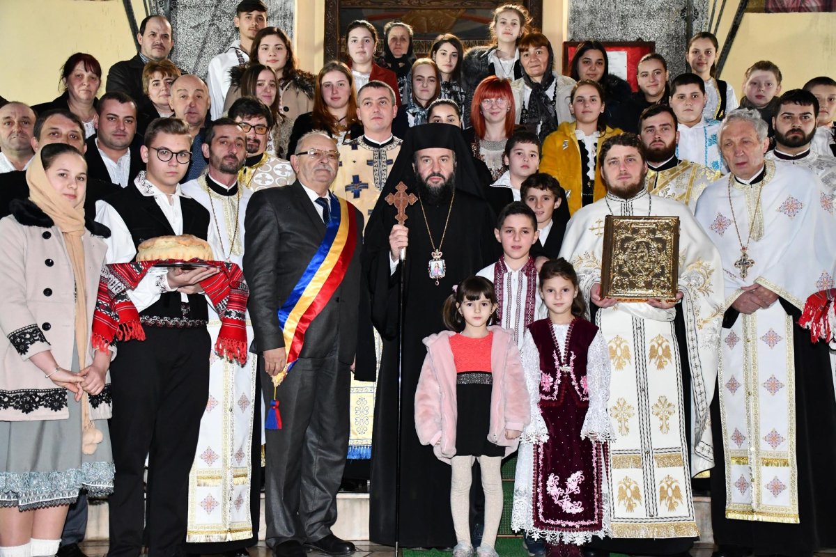 Seri duhovnicești începute de Preasfințitul Părinte Episcop Lucian la Parohia Vârciorova 139067