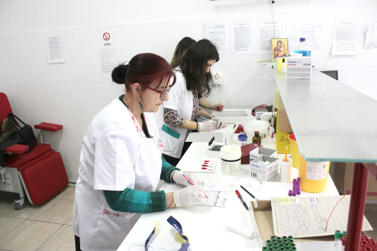 În Eparhia Dunării de Jos continuă mobilizarea pentru donarea de sânge 139268