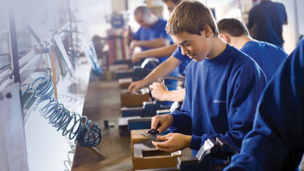 Clasele profesionale, creștere de 29% până în 2021 139368