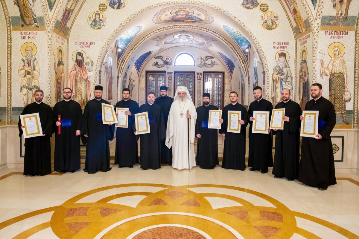 Promovări în rang pentru clerici din Arhiepiscopia Bucureștilor 139837