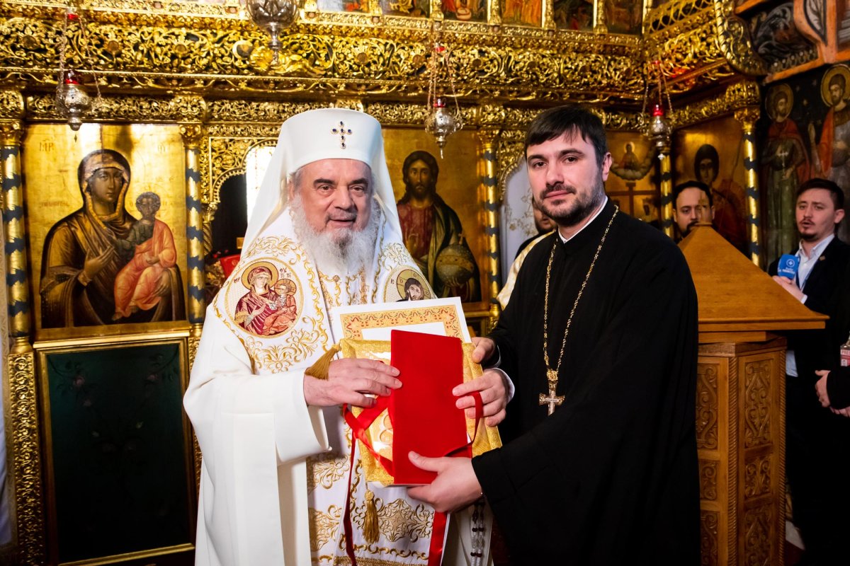 Promovări în rang pentru clerici din Arhiepiscopia Bucureștilor 139859