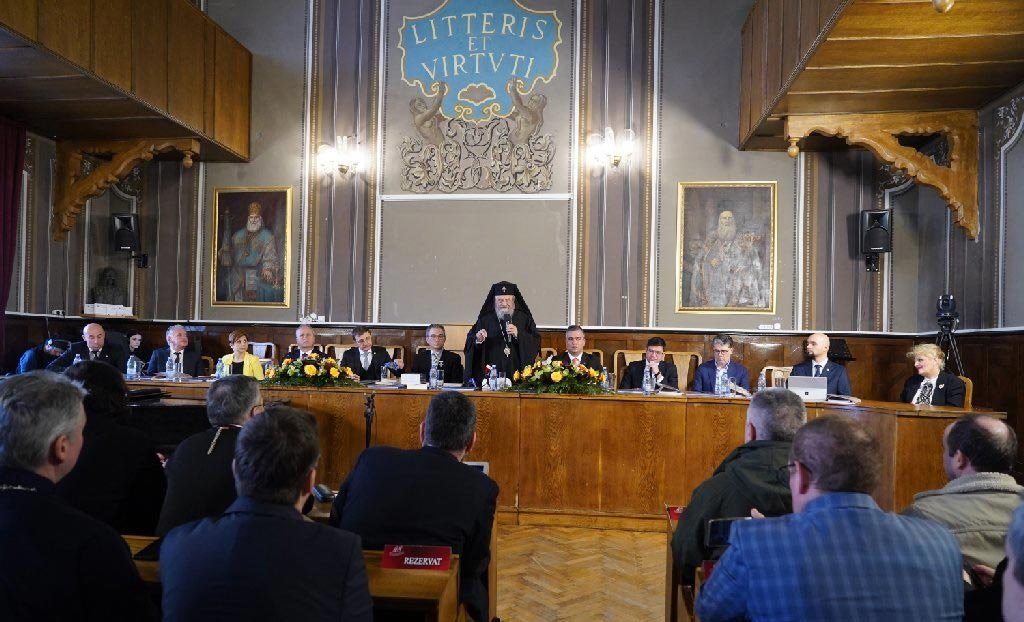 Mitropolitul Ardealului și președintele Academiei Române, cetățeni de onoare ai județului Brașov 139937