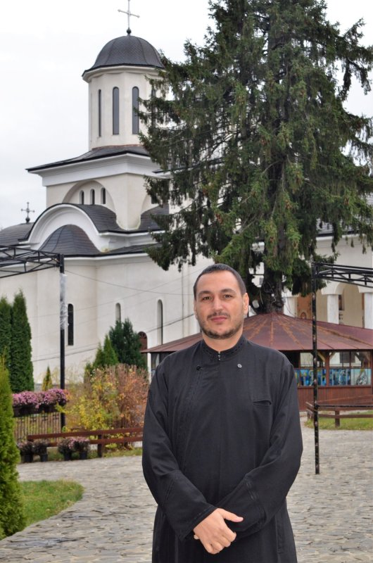 Cum îi învățăm pe adolescenți să aleagă binele? 140009