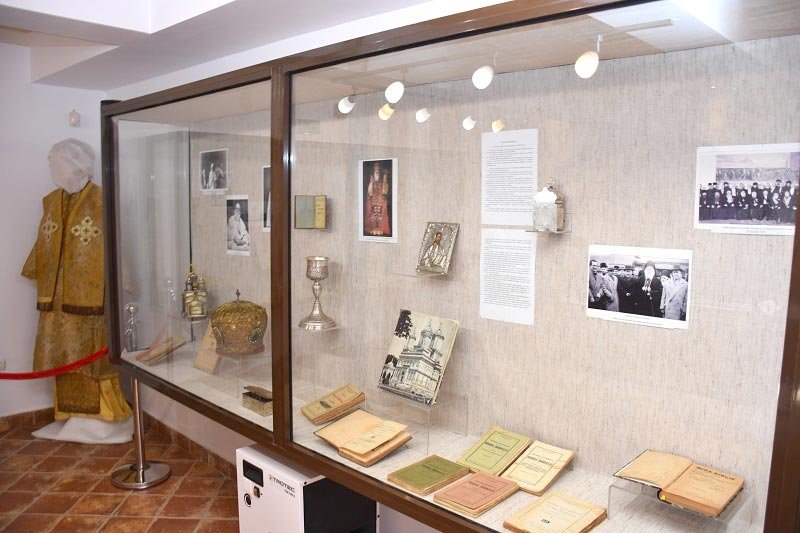 Expoziție de carte și artă bisericească în orașul de la porțile Deltei Dunării 139996