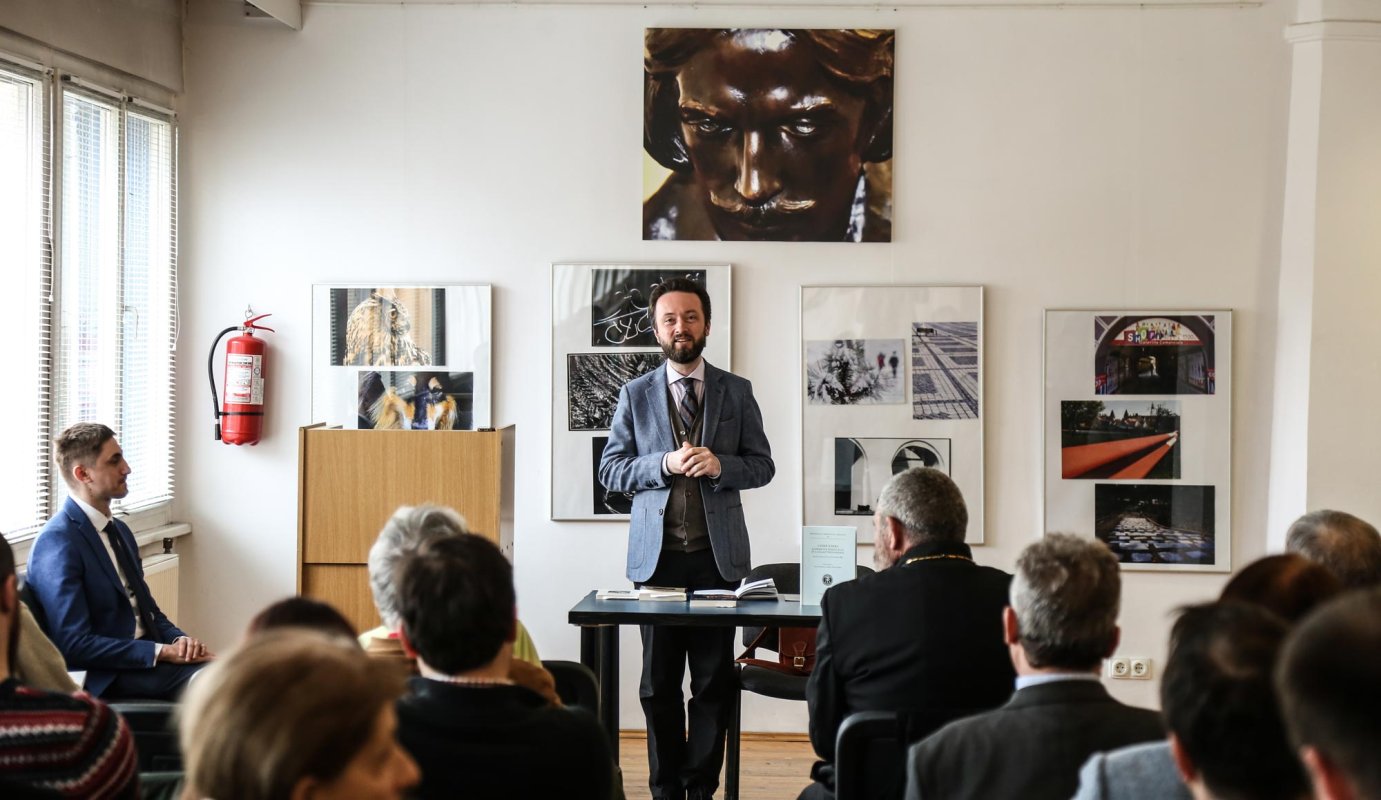 Bogdan Tătaru-Cazaban a conferențiat la Sibiu 140046