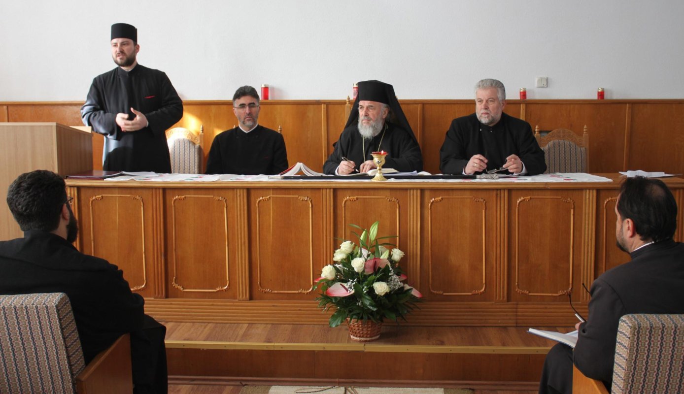 Conferință preoțească în Protopopiatul Galați 140052