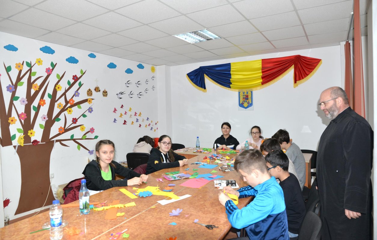 Proiectul „Lumini din Lumină” la Parohia Gheboaia din județul Dâmbovița 140039