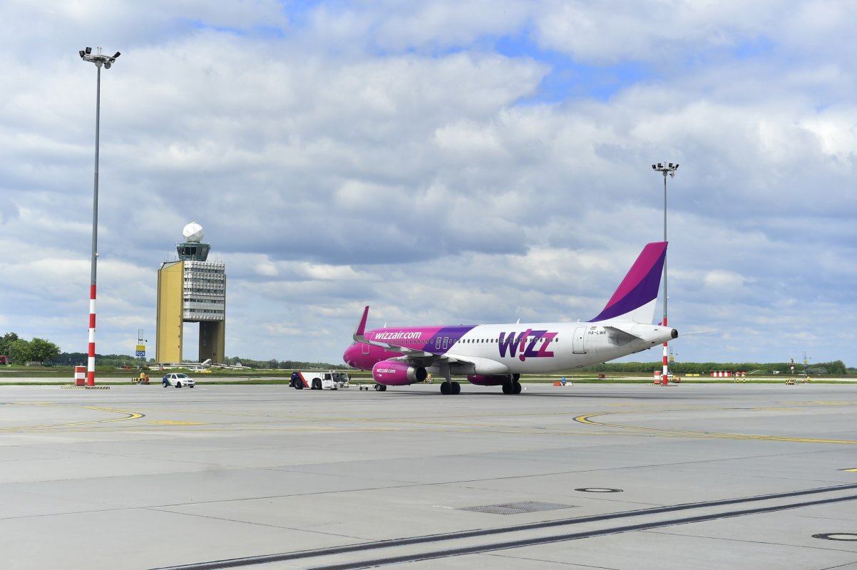 Mai puţine zboruri până în aprilie 140132