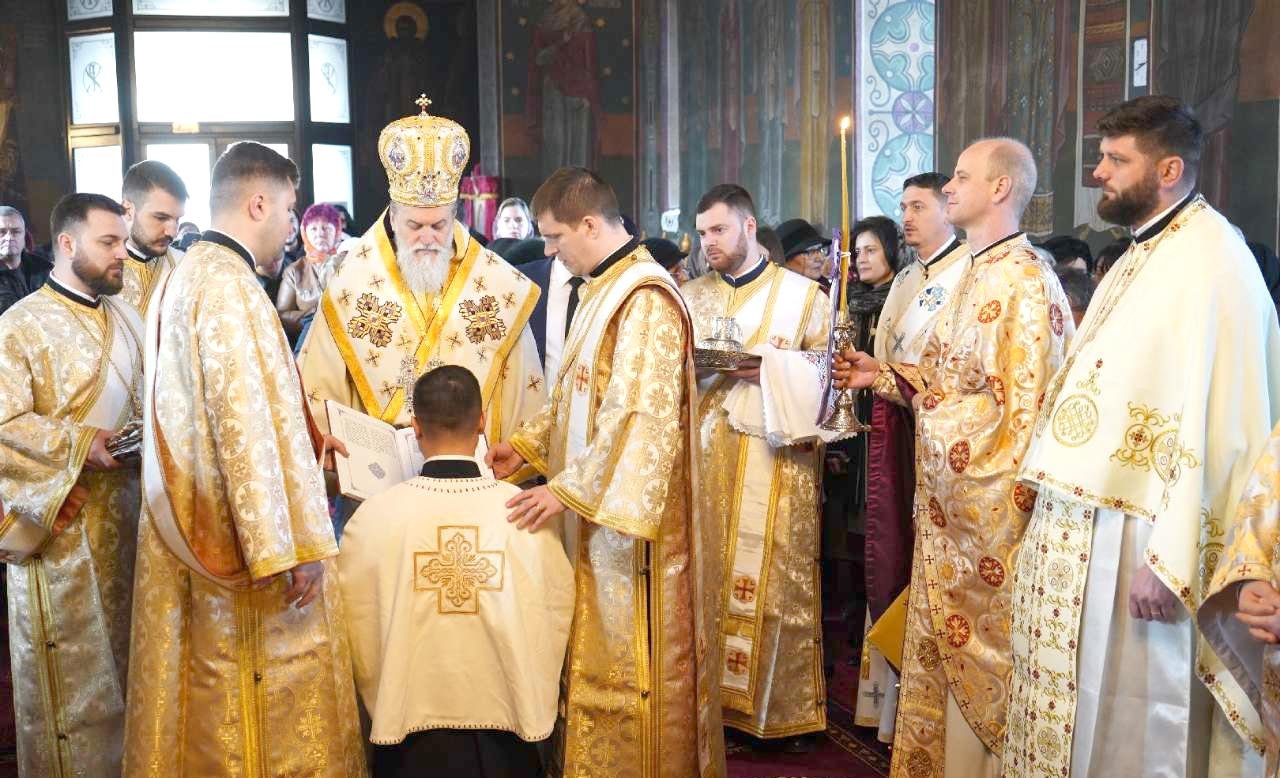 Slujiri şi vizite pastorale în Duminica Izgonirii lui Adam din Rai 140155