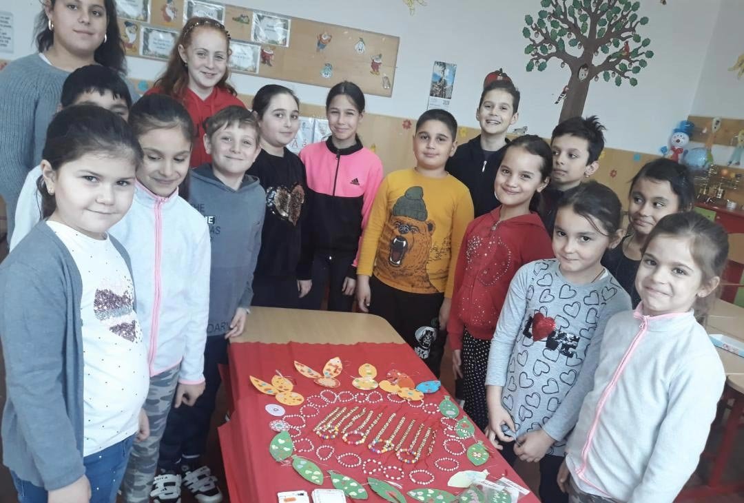 Atelier de confecționat mărțișoare la o parohie din Ilfov 140313