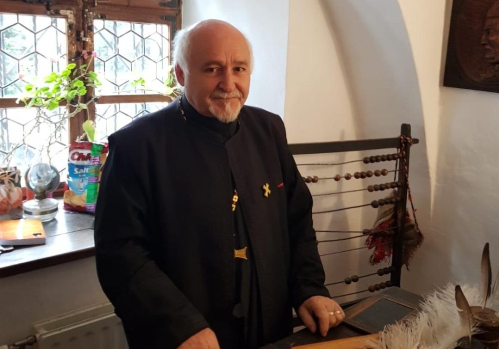 Vorbim și azi aceeași limbă cu a Diaconului Coresi 140147