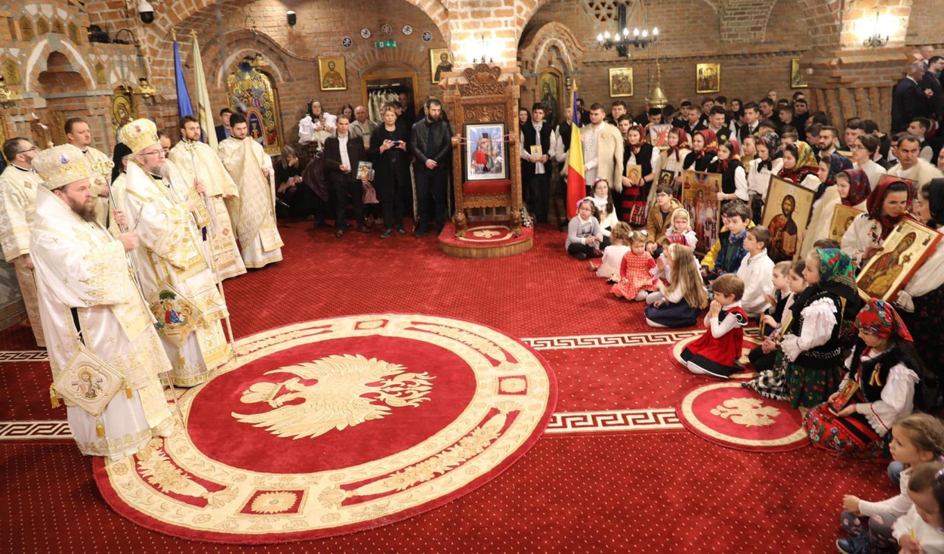 Liturghie arhierească la Baia Mare 140653