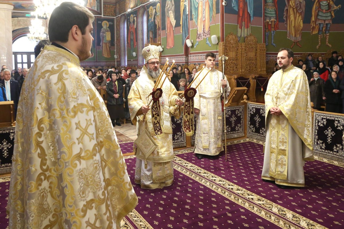 Slujiri arhiereşti în Mitropolia Munteniei şi Dobrogei 140634