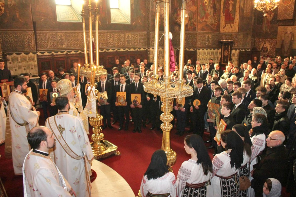 Slujiri arhiereşti în Mitropolia Munteniei şi Dobrogei 140635