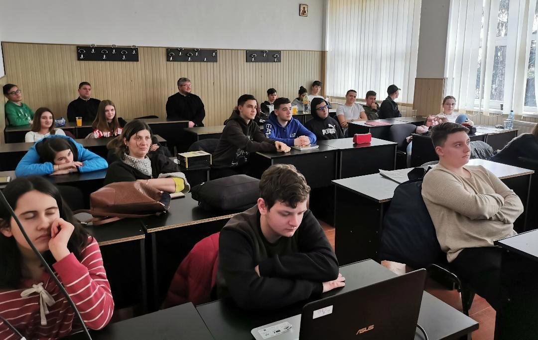 Activitate Pro-Vita în Protopopiatul Buhuși 140832