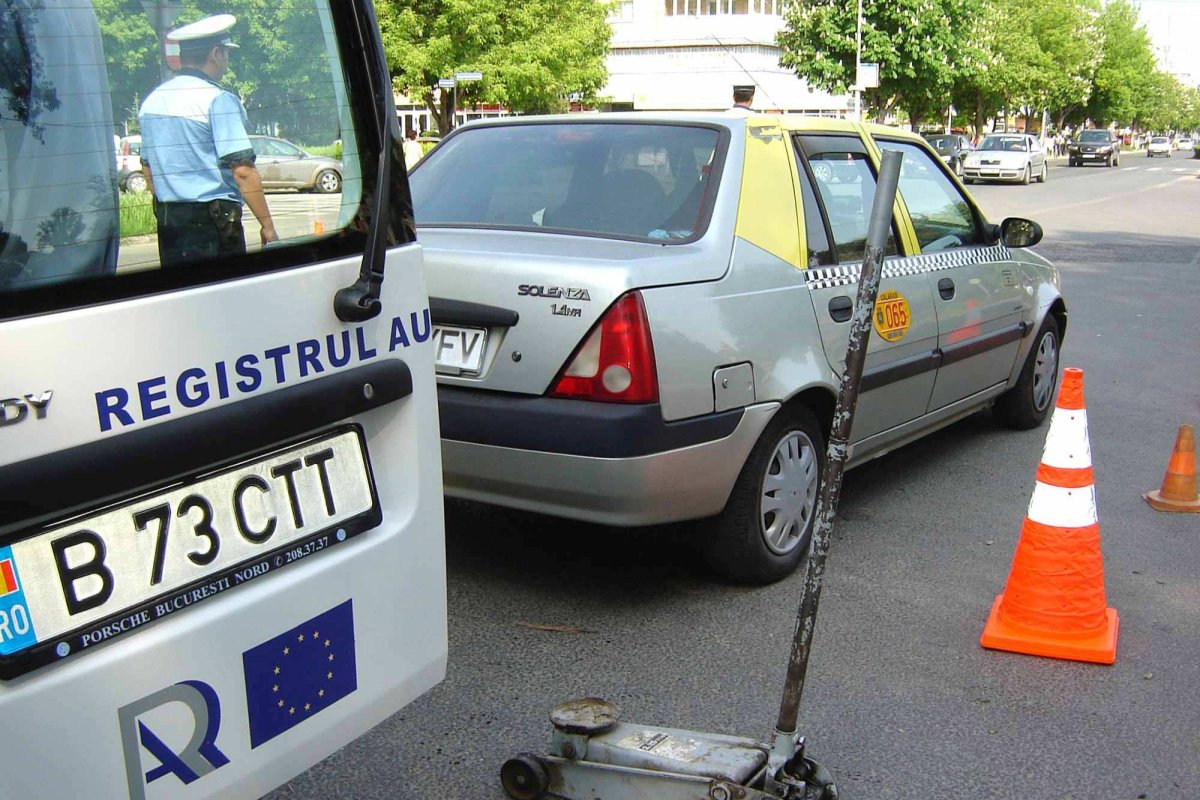 RAR: Defecțiuni majore la jumătate din vehiculele verificate în trafic 140860