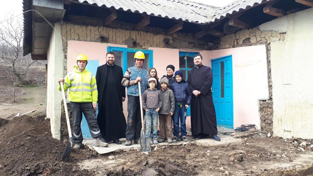 „Dar pentru copii” în Arhiepiscopia Iaşilor 140891