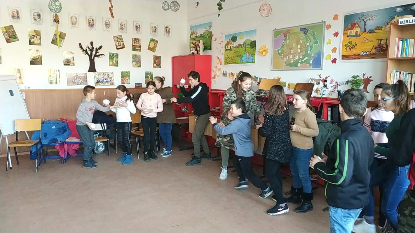 Implicarea tinerilor în viaţa comunităţii prin „Credo Impact” 140866