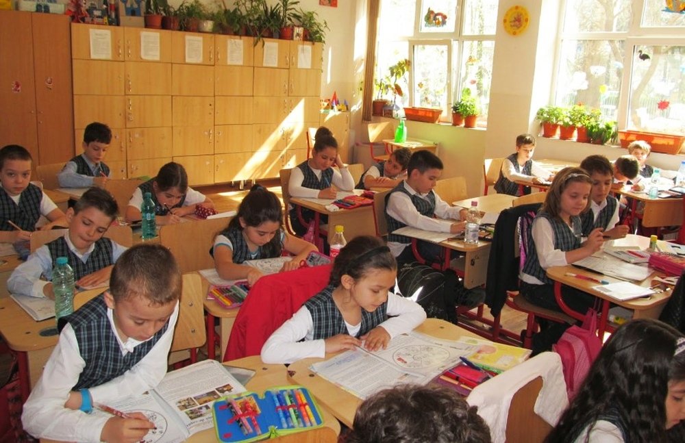 Mărturii ale elevilor  despre importanța educației religioase în familie, Biserică și școală  141009