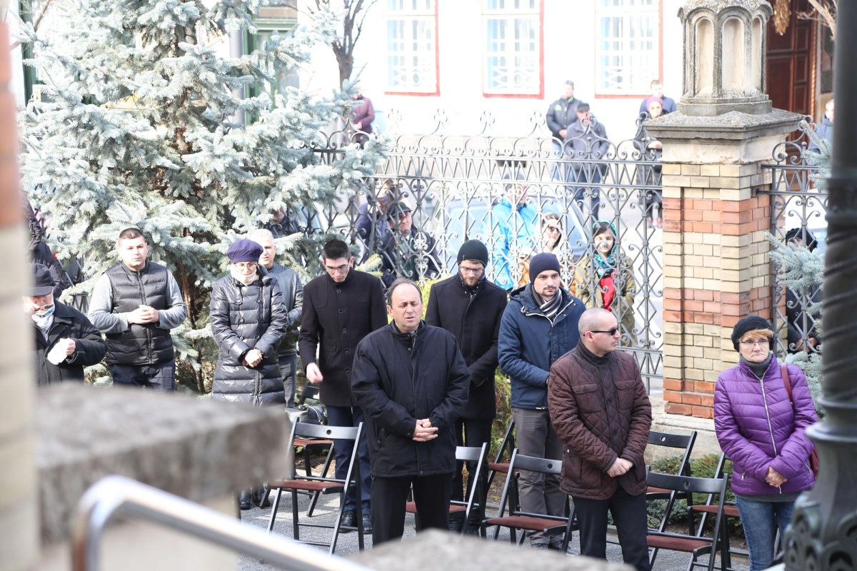 Slujire arhierească la Catedrala Mitropolitană din Sibiu 141023