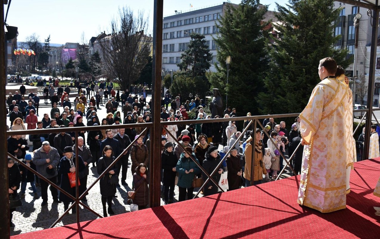 Duminica a 2-a din Post la Catedrala Mitropolitană din Cluj-Napoca 141152
