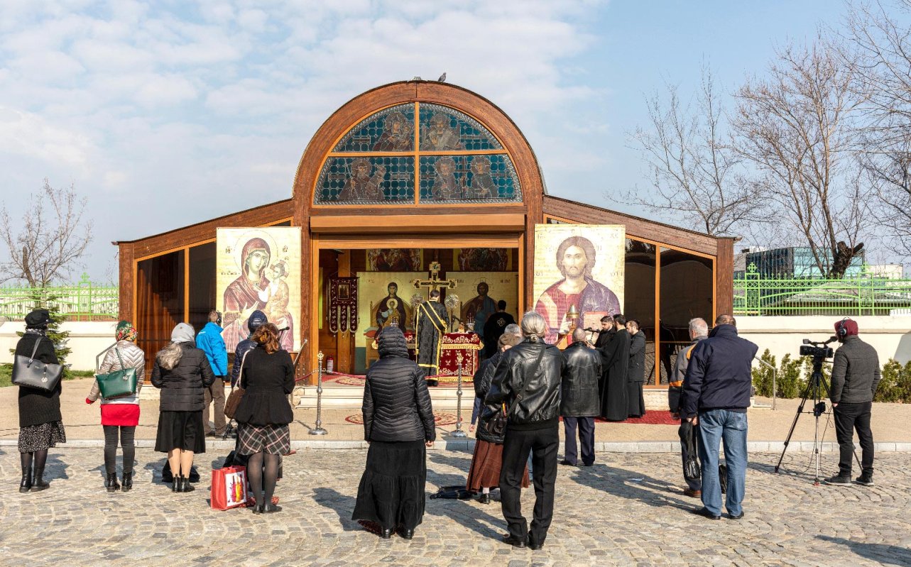 Îndrumări actualizate pentru parohii și mănăstiri, în contextul noilor măsuri de prevenire a îmbolnăvirii cu noul coronavirus 141172