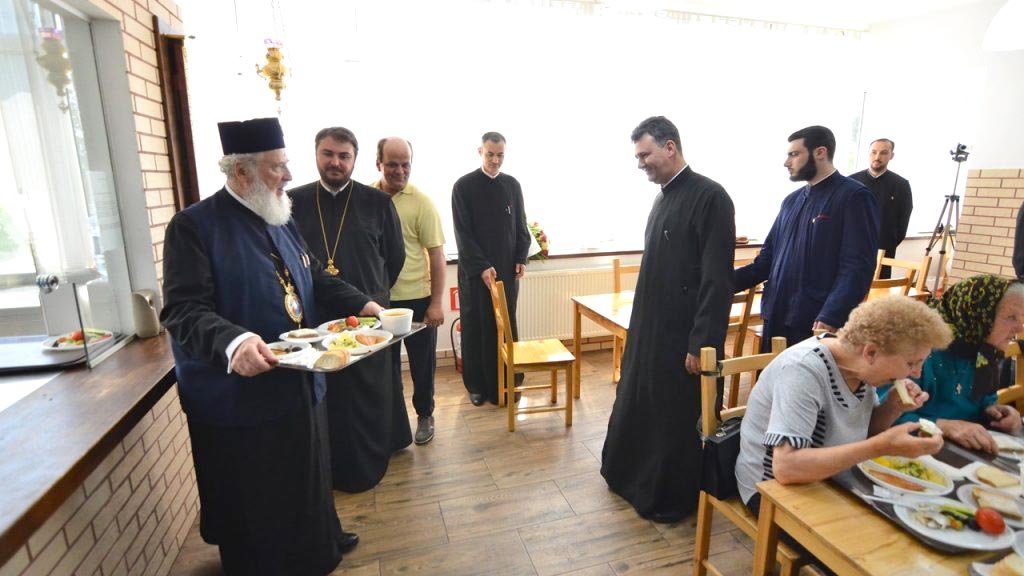 Sprijin concret și solidaritate pentru persoanele cu risc de îmbolnăvire  141144