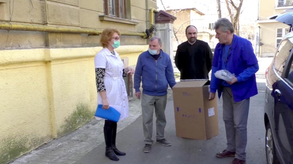 Sprijin concret și solidaritate pentru persoanele cu risc de îmbolnăvire  141145