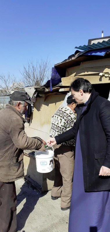 Arhiepiscopia Tomisului, alături de persoanele aflate în situații speciale 141209