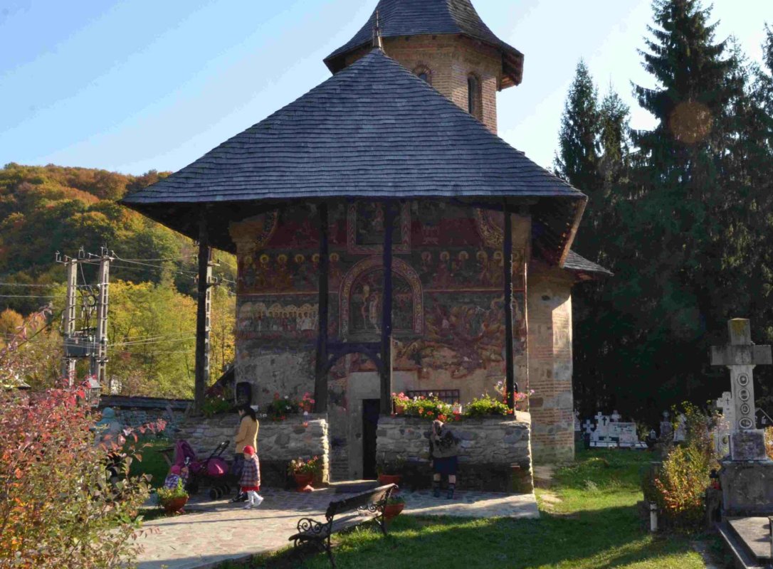 Brădet, o bijuterie de şase secole 141107