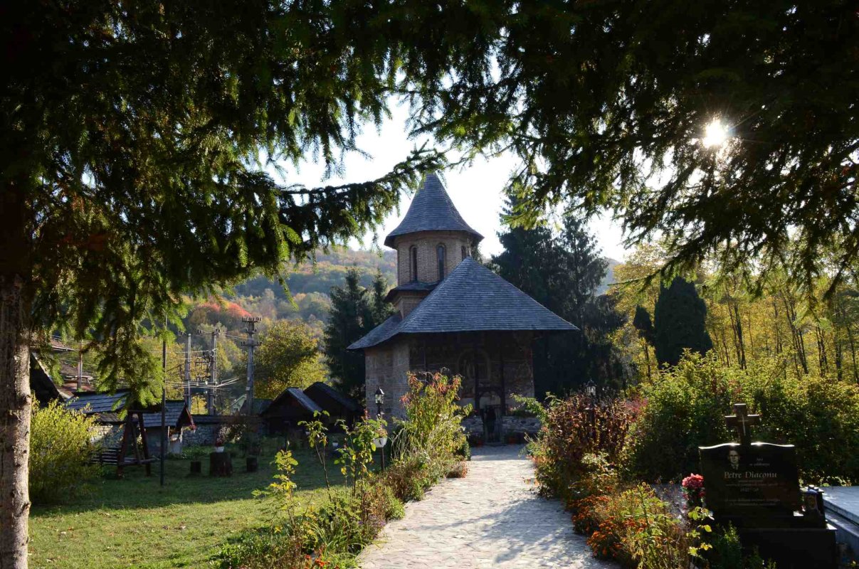 Brădet, o bijuterie de şase secole 141108