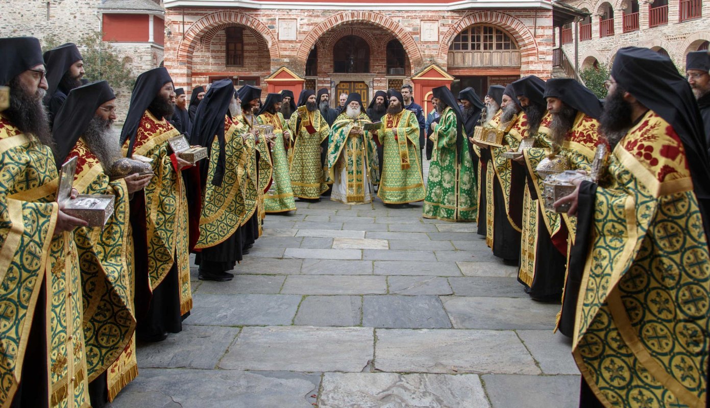 Priveghere de toată noaptea pentru încetarea noii epidemii 141562