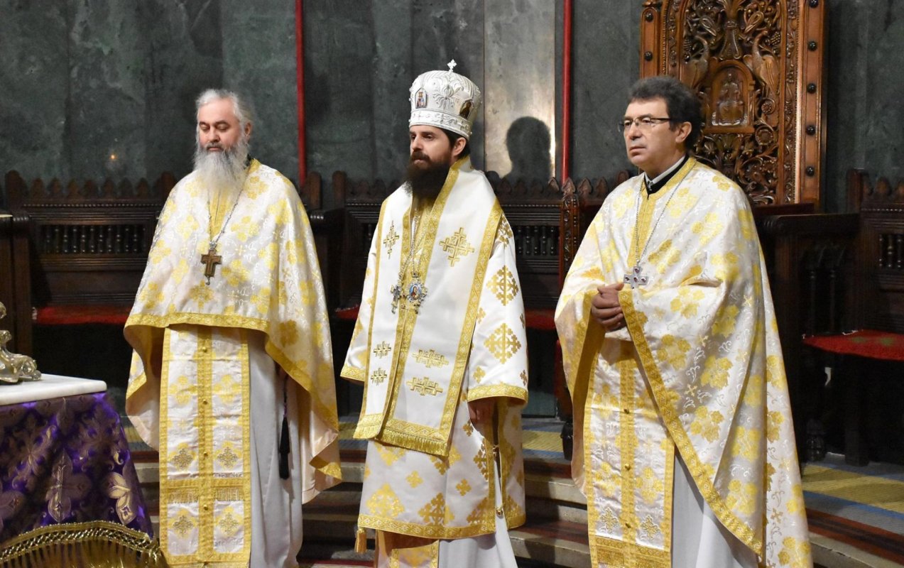 „Să ne recalculăm ierarhiile, în favoarea lucrurilor esențiale” 141827