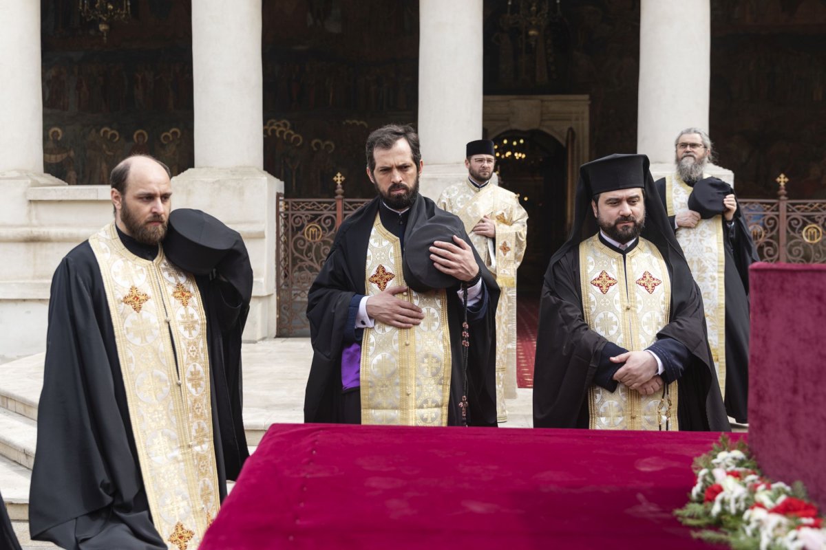 Procesiune cu moaştele Sfântului Dimitrie cel Nou pe străzile Capitalei 142188