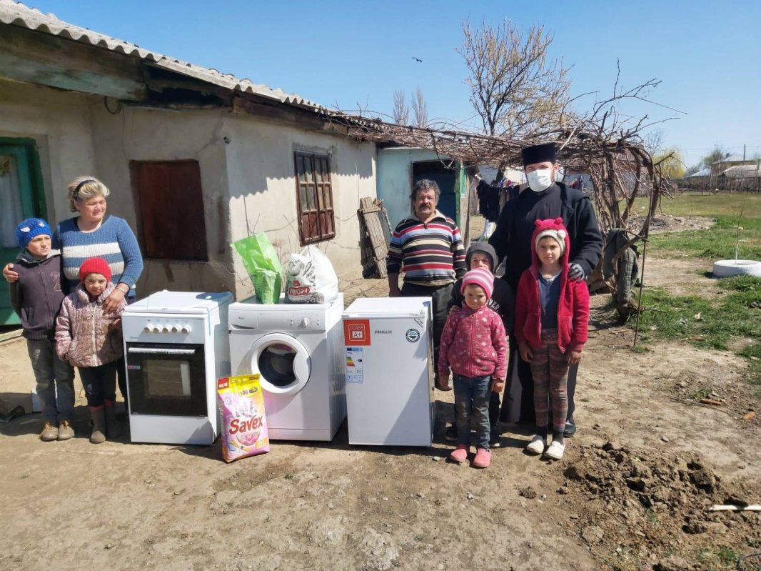 Intensificarea rugăciunii şi acţiunii pentru ajutorarea tuturor celor afectați de pandemie 142279