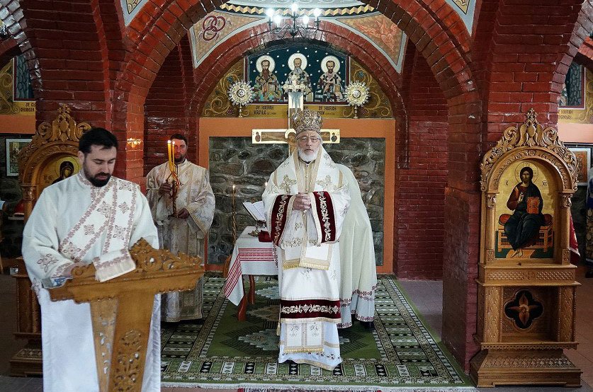 Liturghie arhierească la mănăstirea din Corbeni, județul Argeș 142248