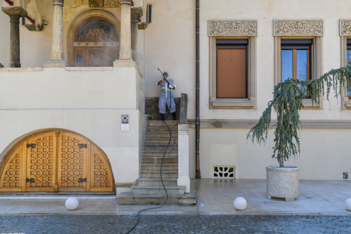 Acțiune pentru combaterea răspândirii noului coronavirus pe Colina Patriarhiei 142342