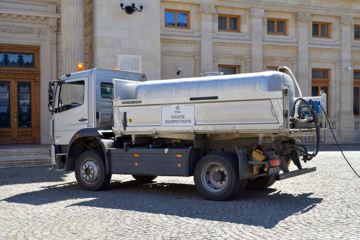 Acțiune pentru combaterea răspândirii noului coronavirus pe Colina Patriarhiei 142344