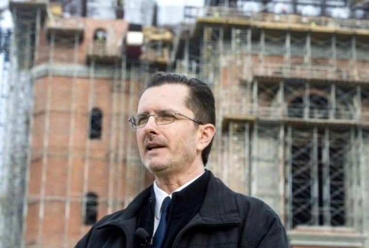 Revista presei 142419