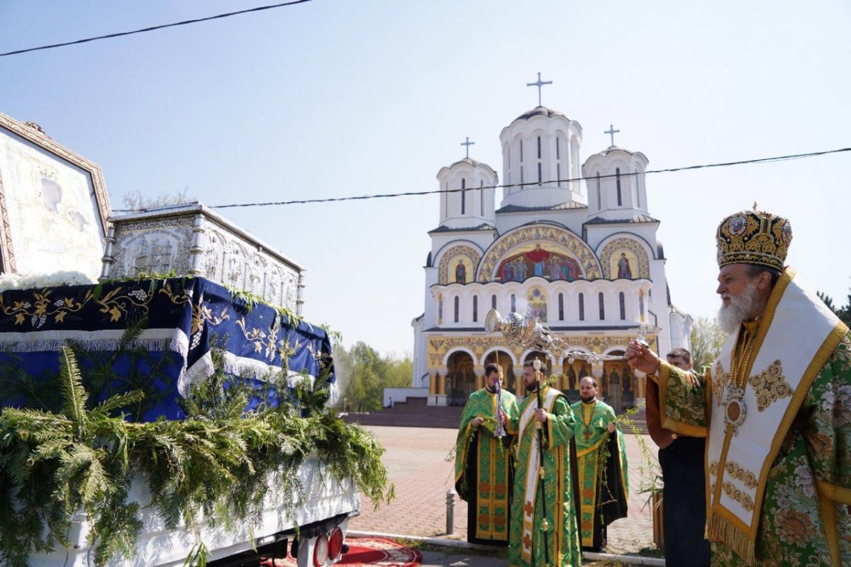 Duminica Floriilor în eparhii din Muntenia și Dobrogea 142671