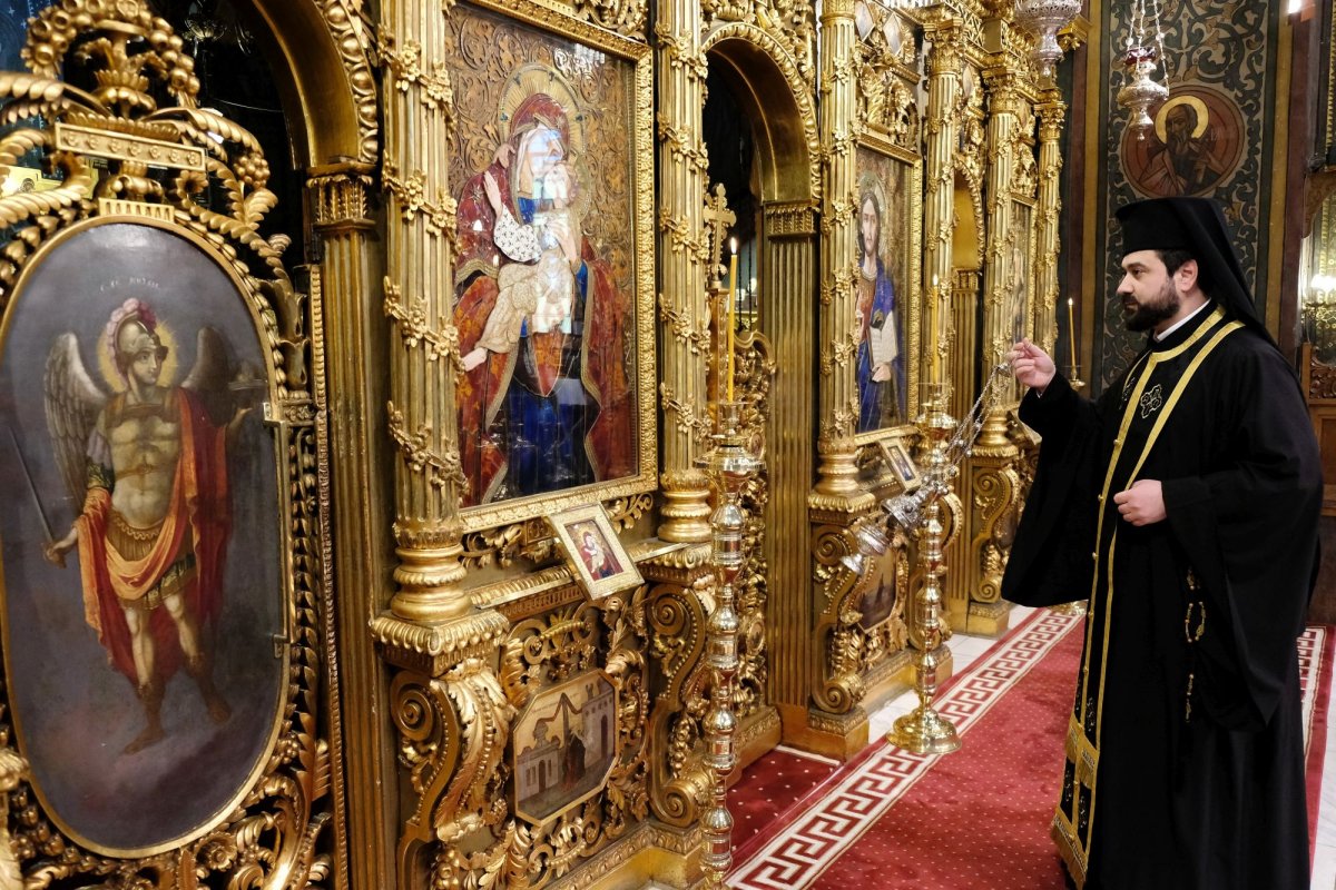 Denia zilei care amintește de instituirea Sfintei Euharistii 142903