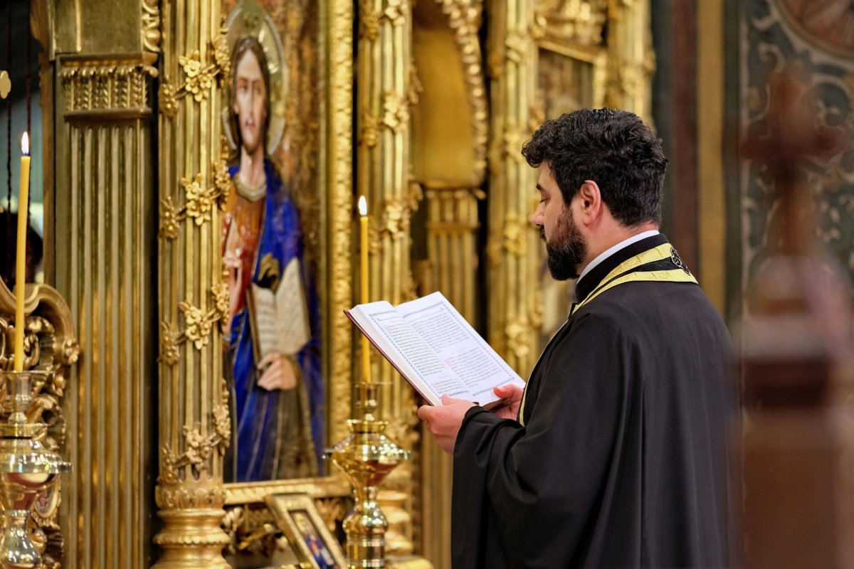 Denia zilei care amintește de instituirea Sfintei Euharistii 142906