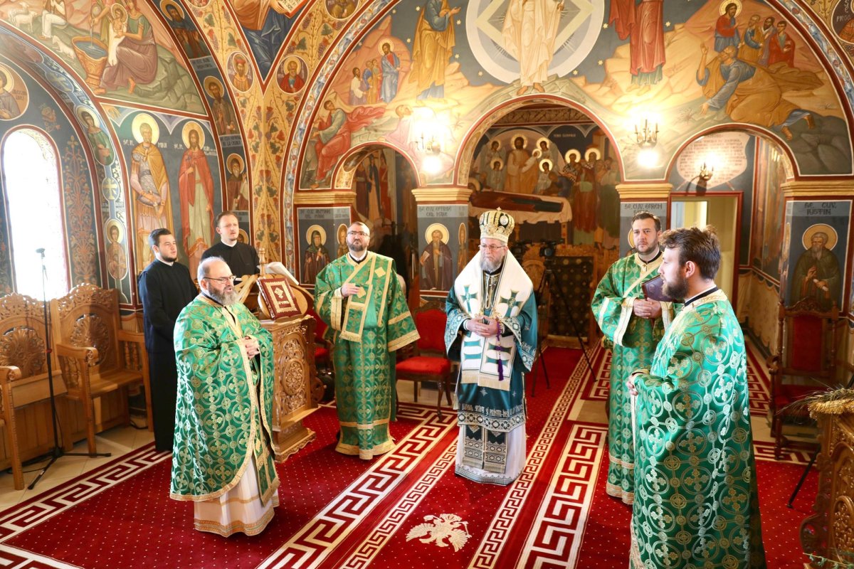 „Să așternem hainele rugăciunii și ale credinței înaintea Mântuitorului” 142771