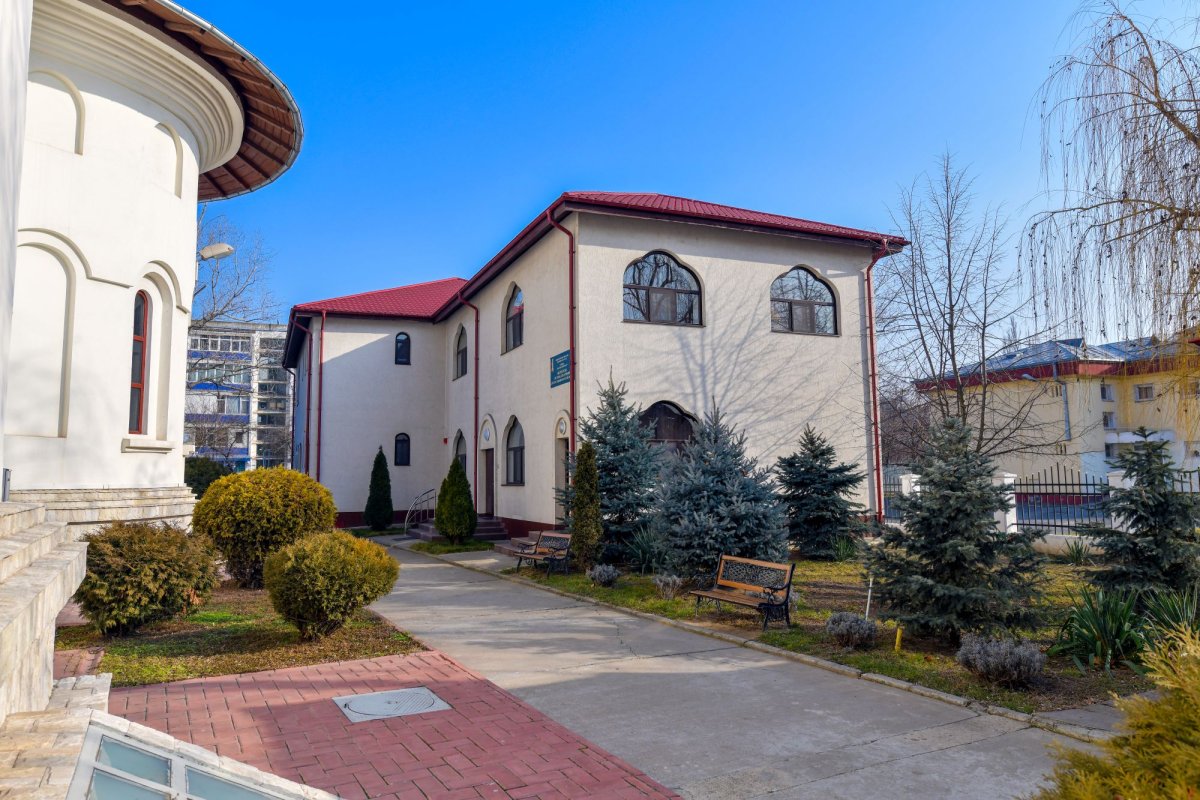 Un porto-franco al filantropiei 142820